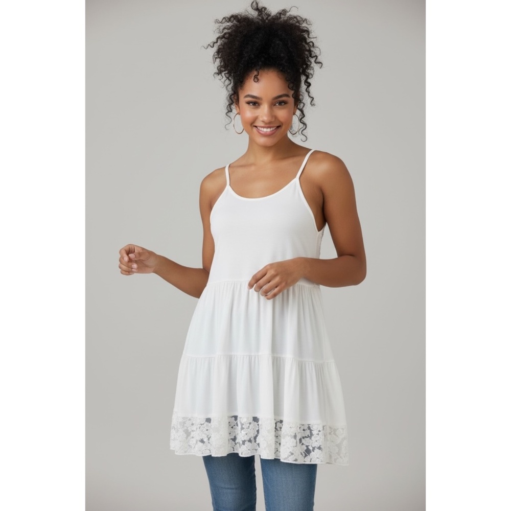 POL Ivory Lace Trimmed Tiered Tunic Top | Sleeveless Open Back Tank Top - Picture 5 of 6